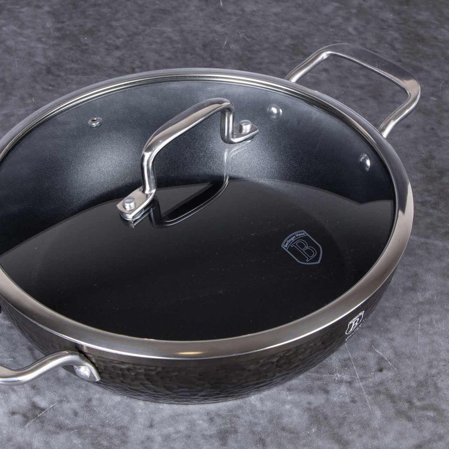 Olla Poco Profunda Con Tapa De 28 Cm