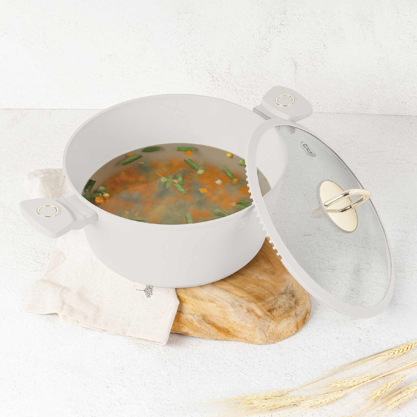 Cazuela Con Tapa De 28 Cm